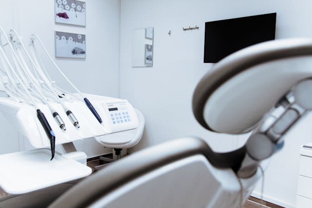 Keuntungan Periksa Gigi di Dental Clinic BSD
